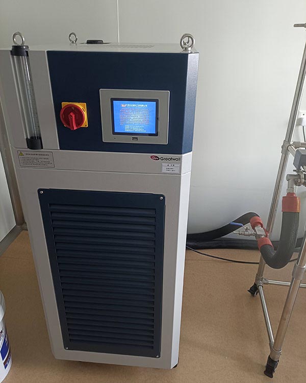 ZT密閉制冷加熱循環裝置