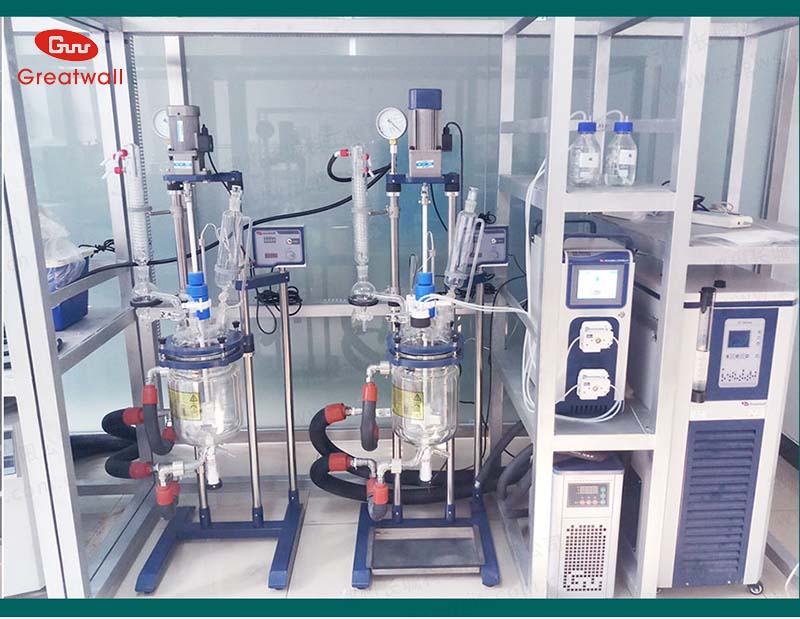 雙層玻璃反應釜的功能及使用特性