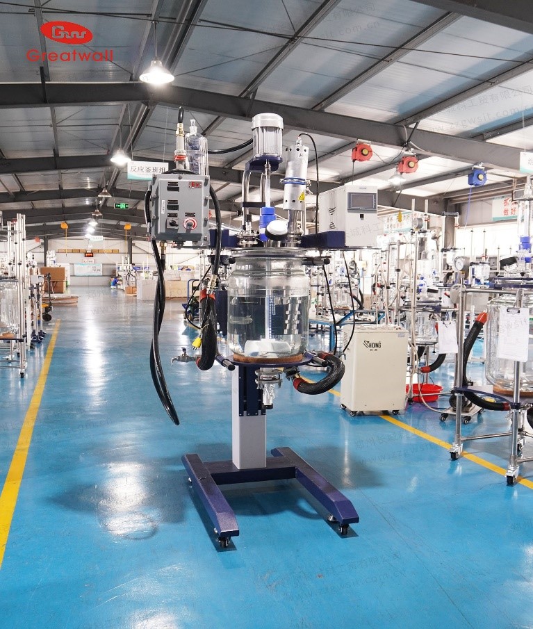 技術賦能:超聲波振動棒助玻璃反應釜升級多元場景合成平臺